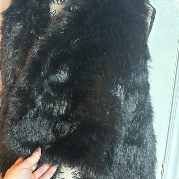 RUDSAK Durene Rabbit Fur Vest - Picture 5 of 9